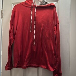 Sew in love hood top. Used.